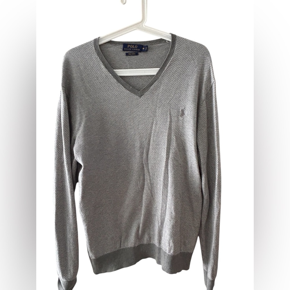 Polo Ralph Lauren Men’s V neck Logo Sweater. Pima Cotton. Gray herringbone